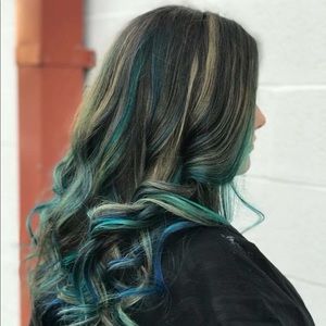 Meet your Posher, Dakota